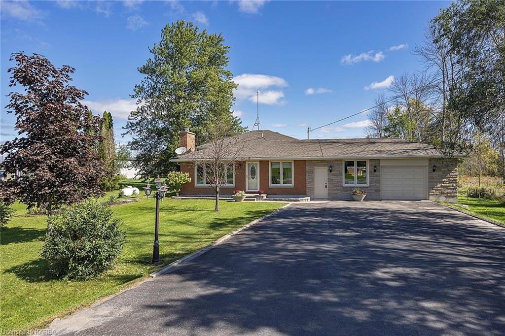 620 Shannonville Road, Shannonville, ON Single Family Residence