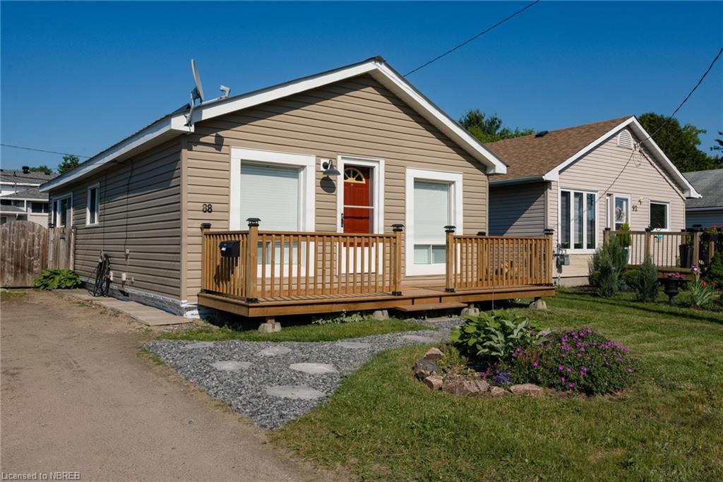 88 Gladstone Avenue, North Bay, Ontario P1A2L5 Sold History HouseSigma