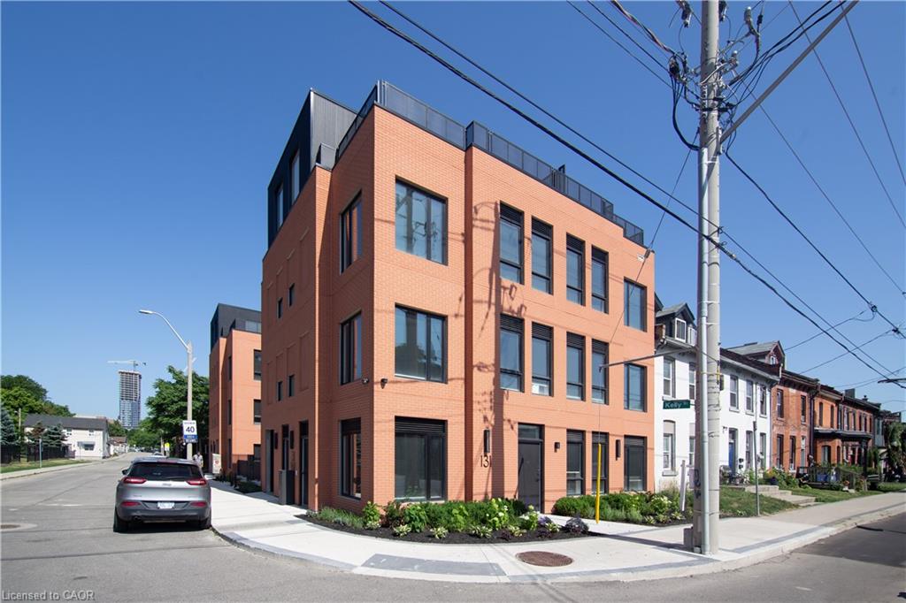 Unit 13 - 131 Wellington Street N, Hamilton 2