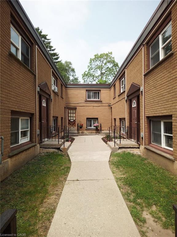 Unit 10 - 12 Broad Street, Brantford 1
