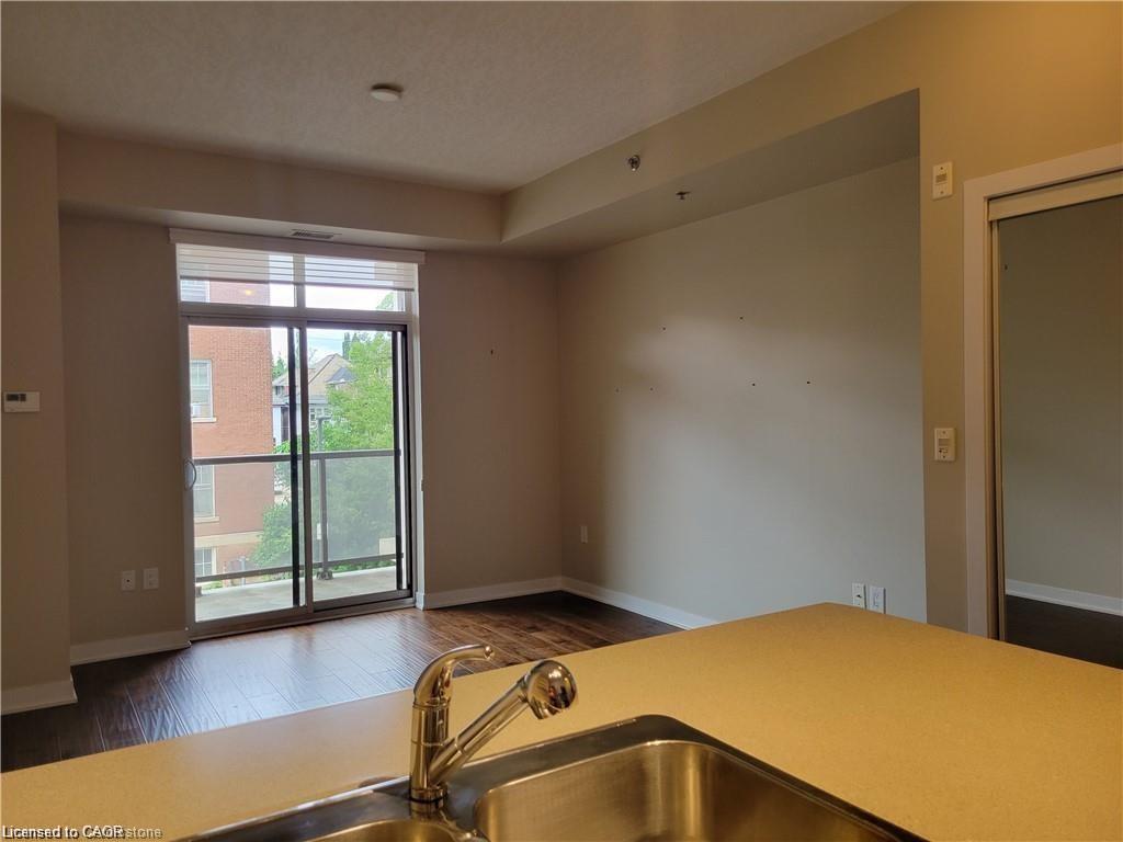 Unit 208 - 90 Charlton Avenue W, Hamilton 5