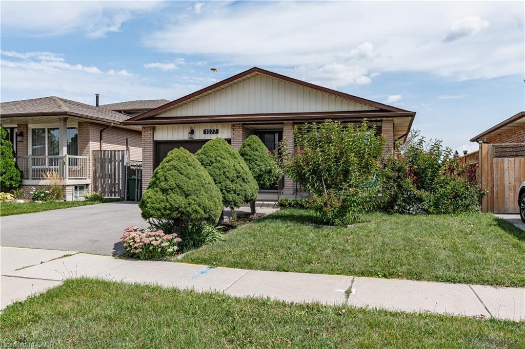 Unit Upper - 1077 Upper Sherman Avenue, Hamilton 2