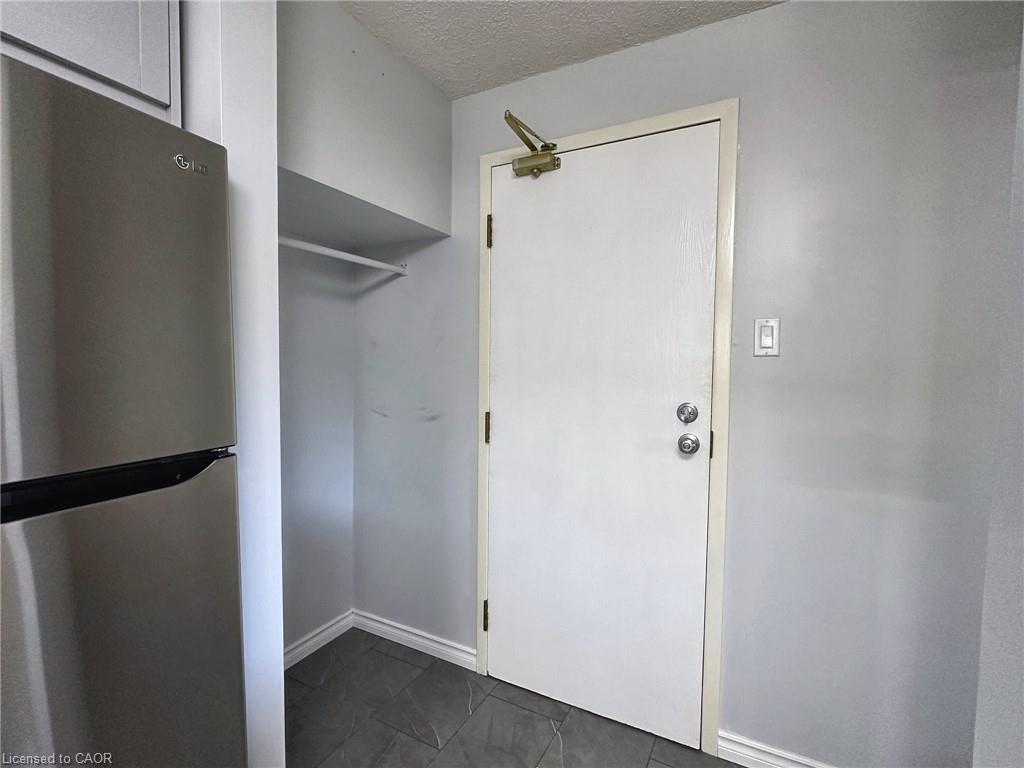 Unit 402 - 266 Overlea Drive, Kitchener 2