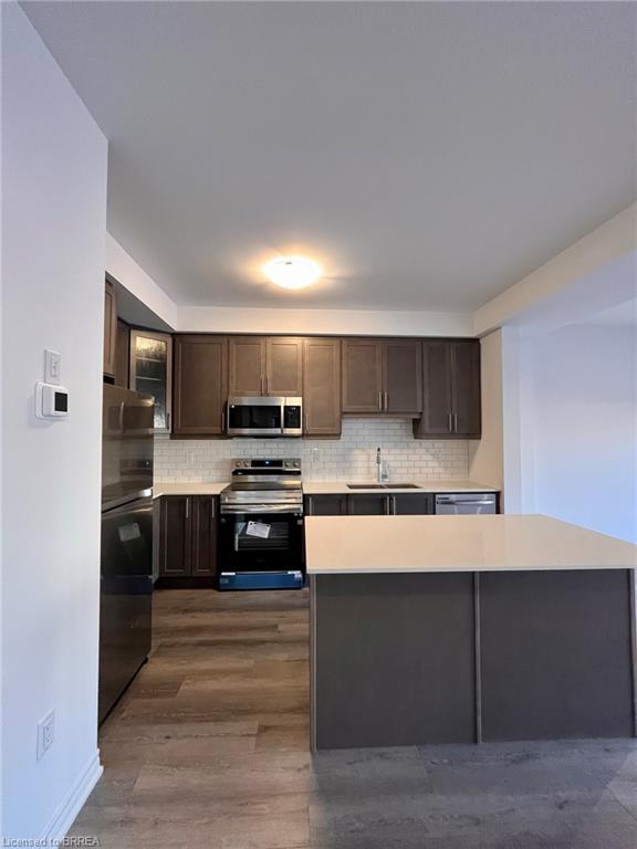 Unit 2 - 461 Blackburn Drive, Brantford 5