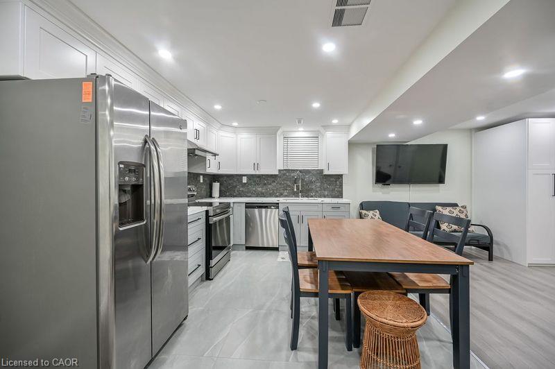 Unit Lower Lvl - 31 Joseph Court, Hamilton 2