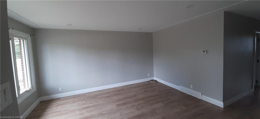 Unit UPPER - 199 Jansen Avenue, Kitchener 5