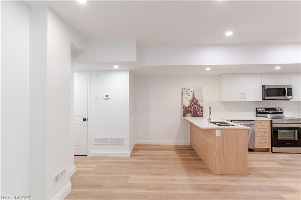 Unit 4 - 220 Heiman Street, Kitchener 3