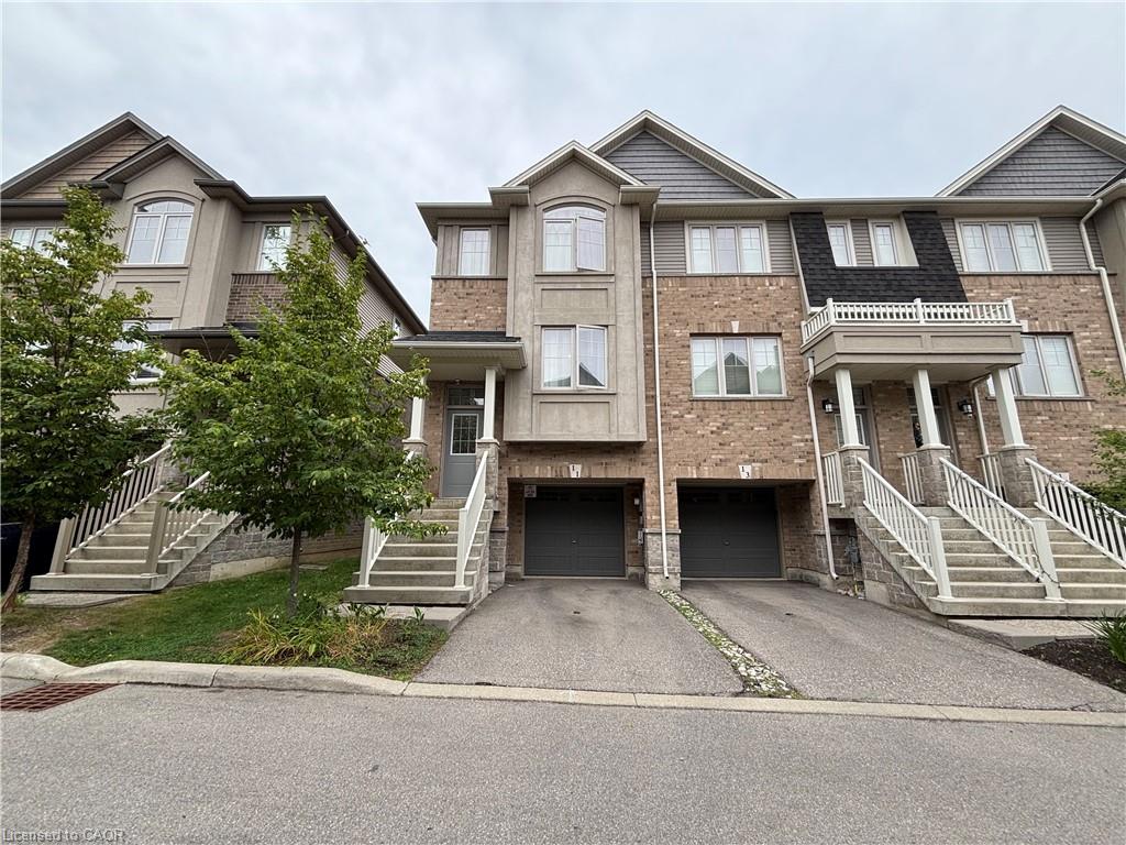 11 Birot Lane, Ancaster 2