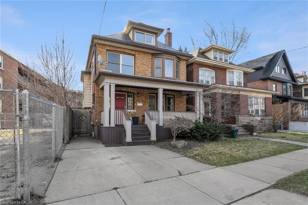 Unit UPPER - 9 Melrose Avenue S, Hamilton 2