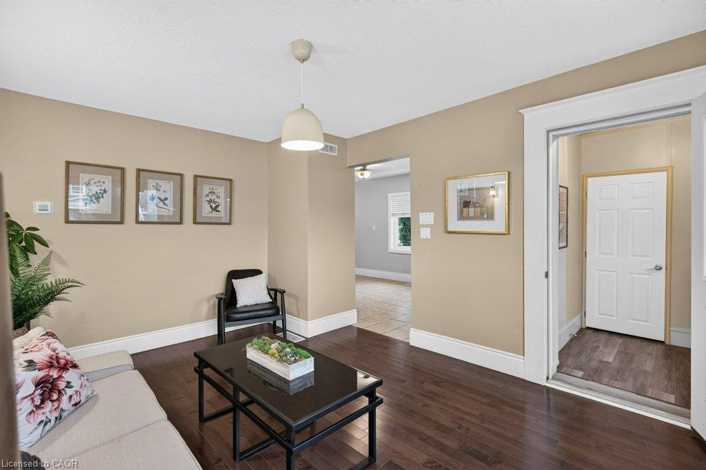 50 Wexford Avenue S, Hamilton 5