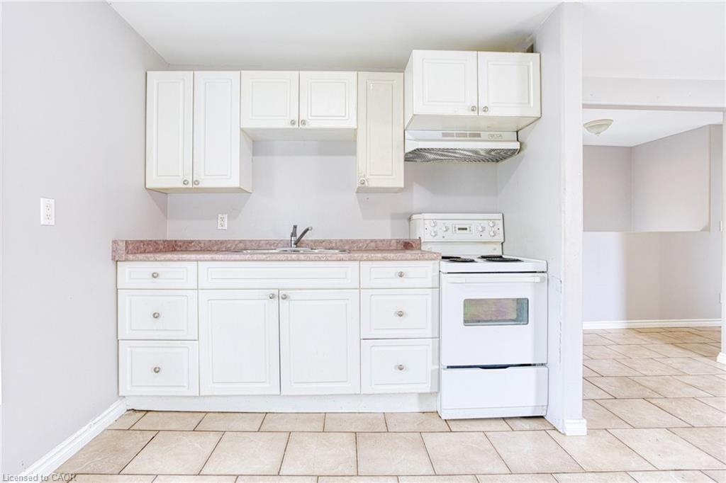 Unit Upper - 206 Church Street, St. Catharines 5