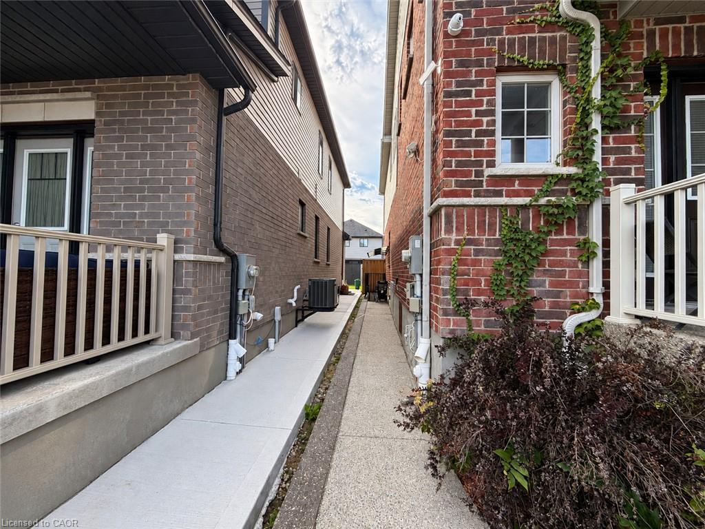 Unit LOWER - 18 Spachman Street, Kitchener 2