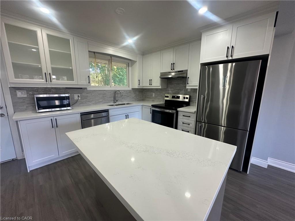 Unit Upper - 16 Poplar Street, Norfolk 2