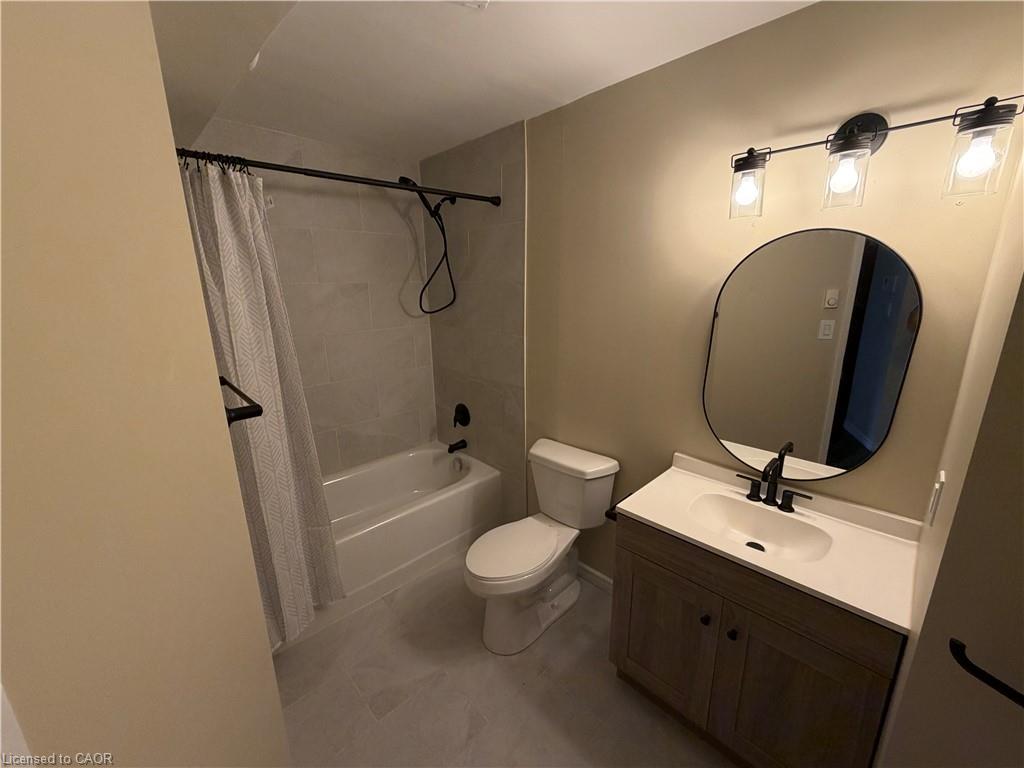 Unit H - 416 Lancaster Street W, Kitchener 4