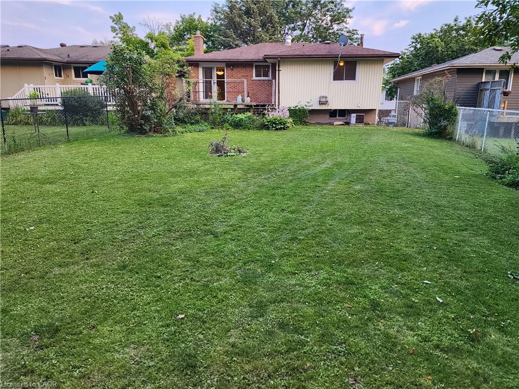 364 Lakeview Drive, Waterloo 3