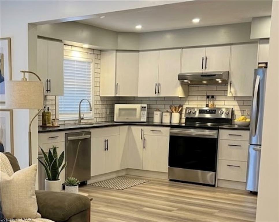 27 Winslow Drive, Kitchener 4