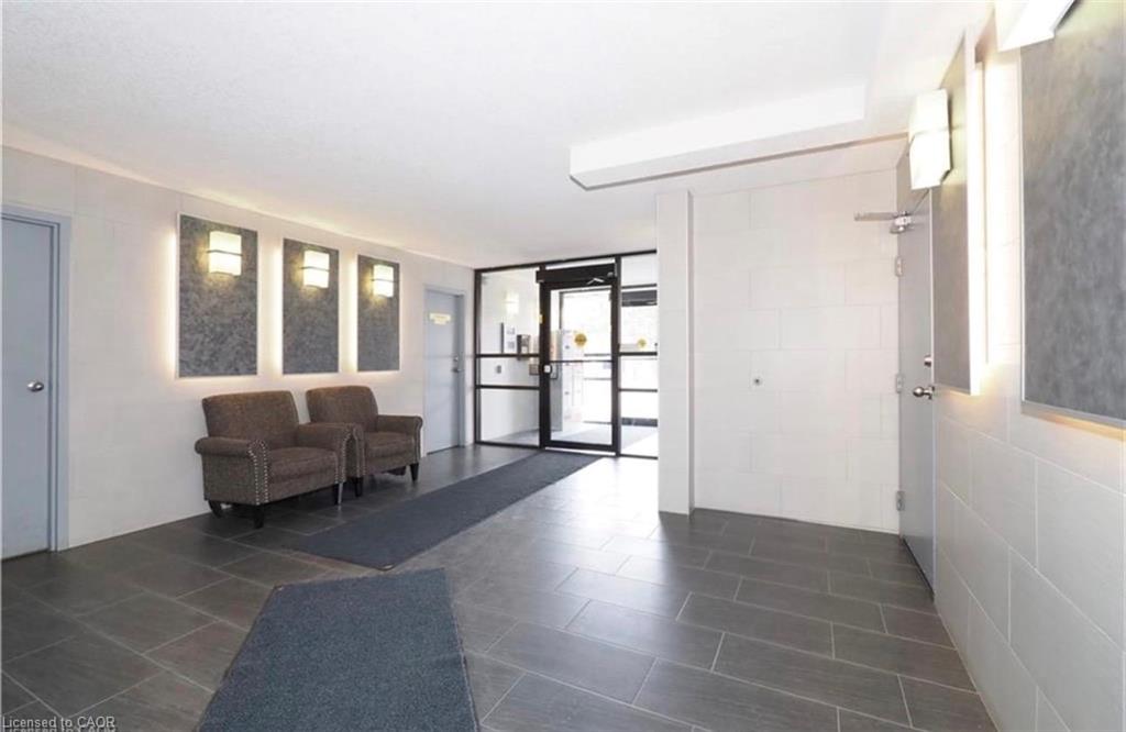 Unit 105 - 18 Holborn Court, Kitchener 3