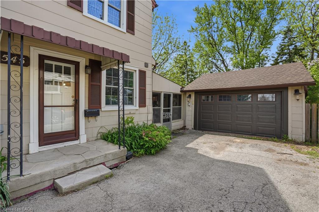 545 Mohawk Road W, Hamilton 3