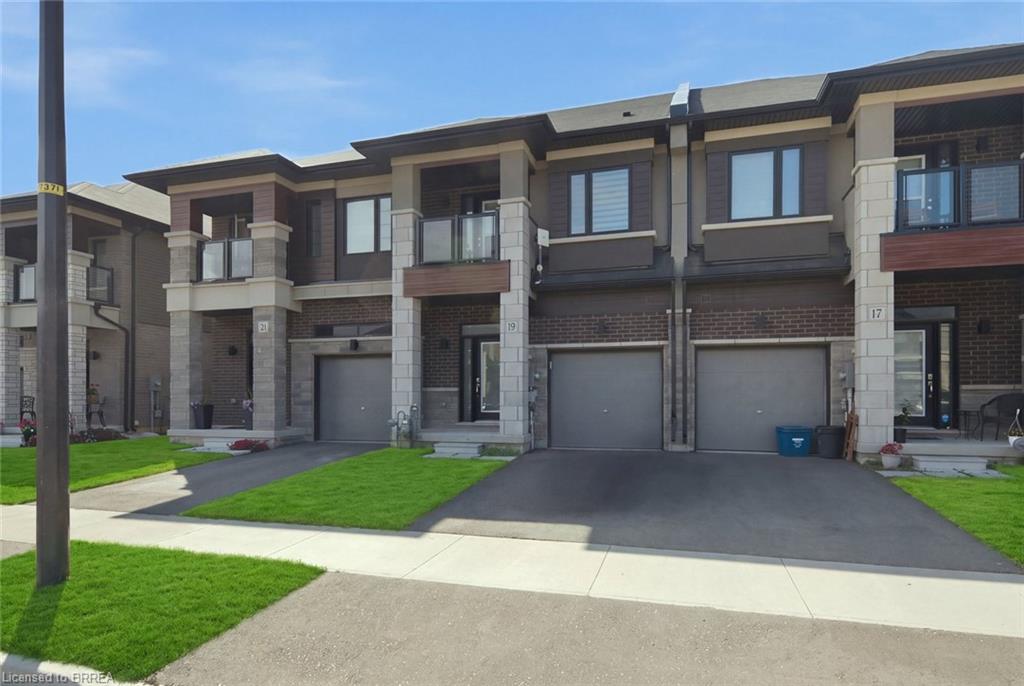 19 Bowery Road, Brantford 1