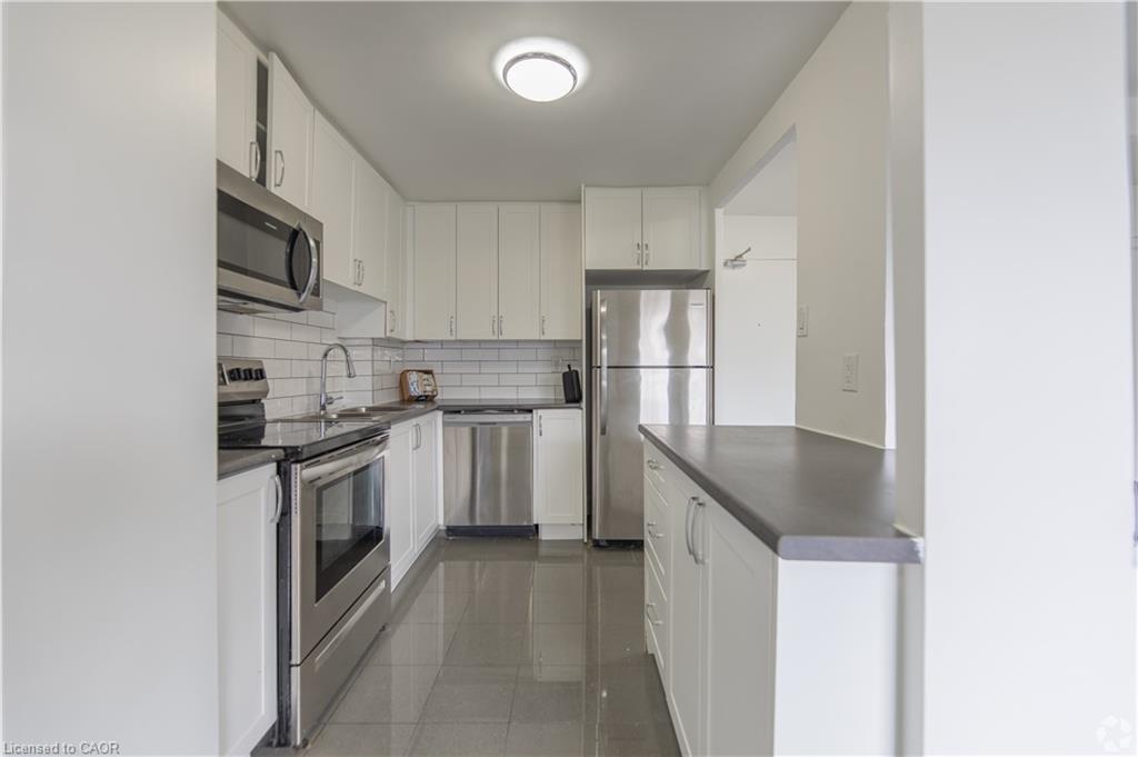 Unit 707 - 285 Erb Street W, Waterloo 1