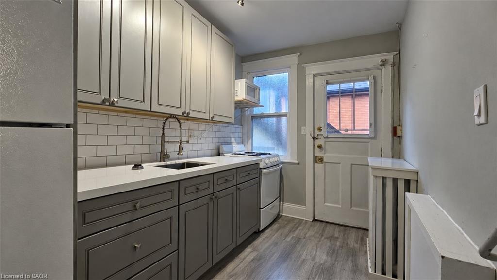 Unit 4 - 229 Hess Street S, Hamilton 5
