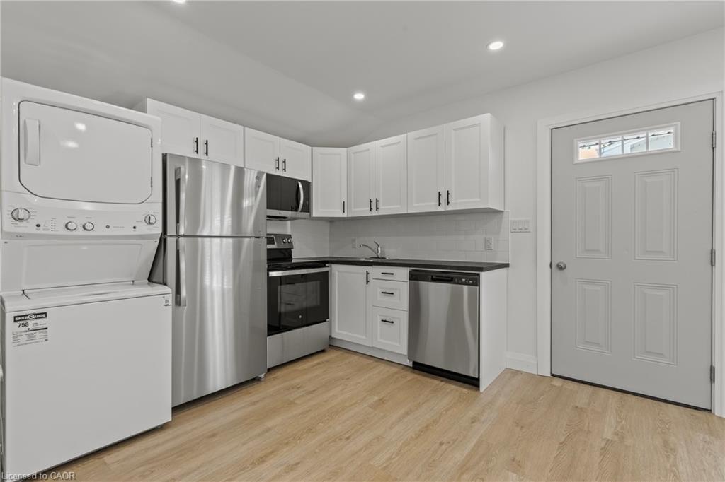 Unit 2 - 362 Gatfield Avenue, Welland 5