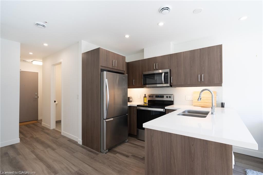 Unit 402 - 455 Charlton Avenue, Hamilton 4