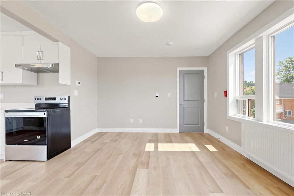 Unit Unit 8 - 71 Sanford Avenue S, Hamilton 4