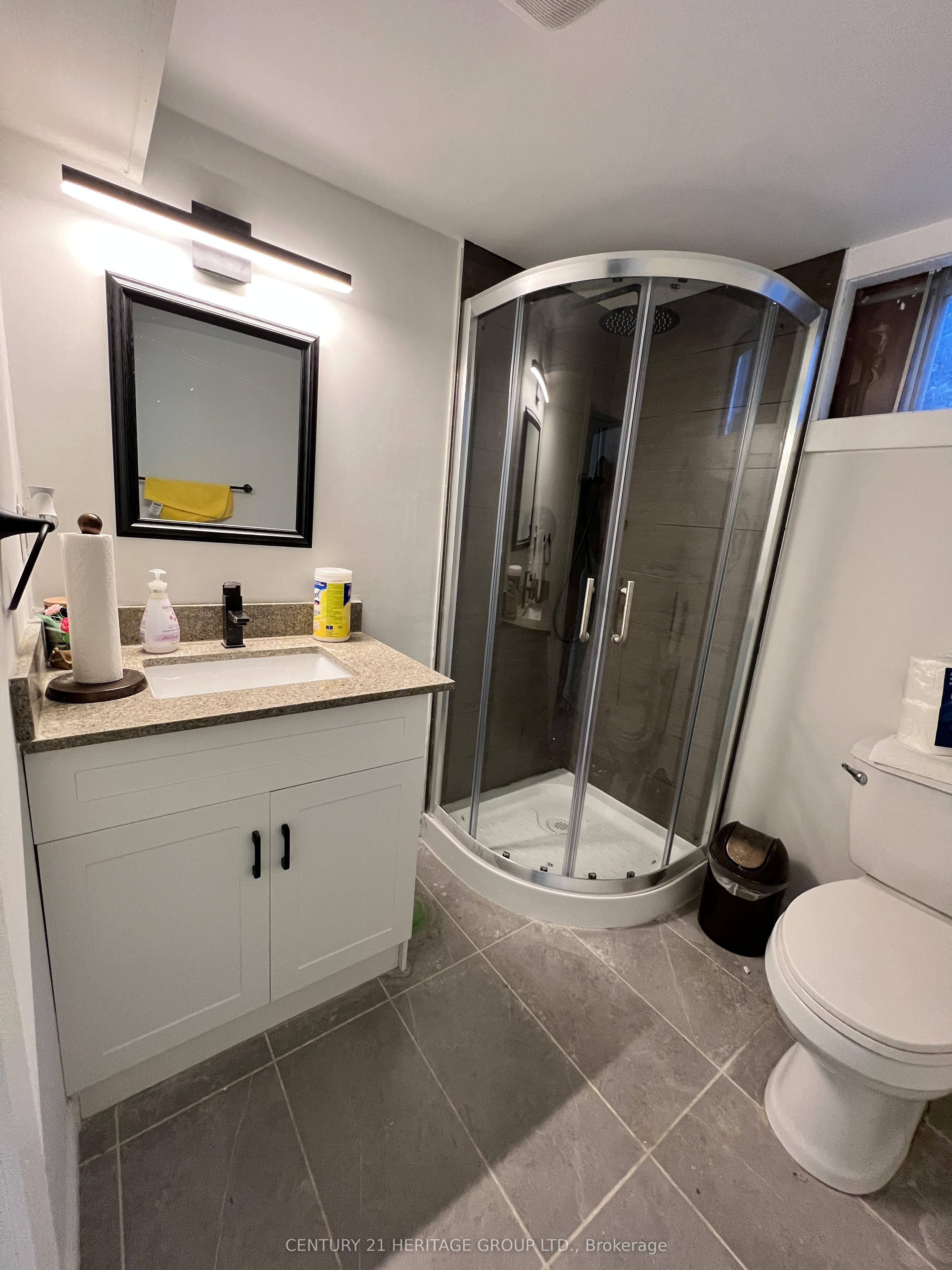 Unit Bsmt - 91 Kingslake Road, North York 5