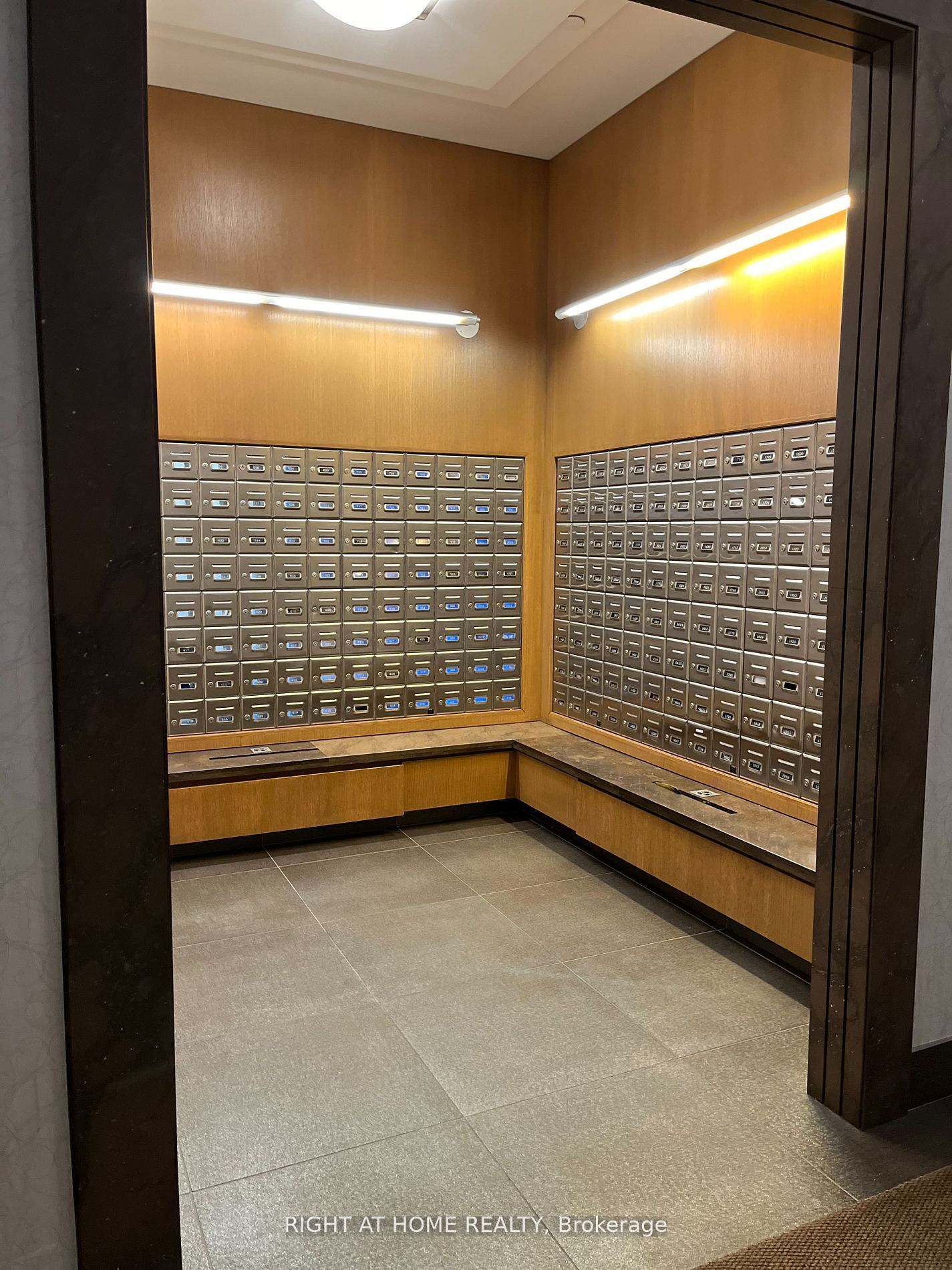 Unit 1414 - 100 Harrison Garden Boulevard, North York 4
