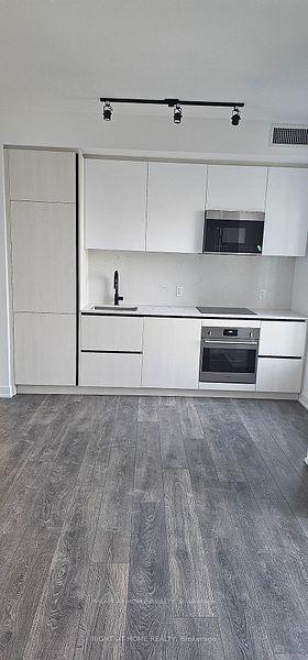 Unit 1702 - 108 Peter Street, Toronto 3