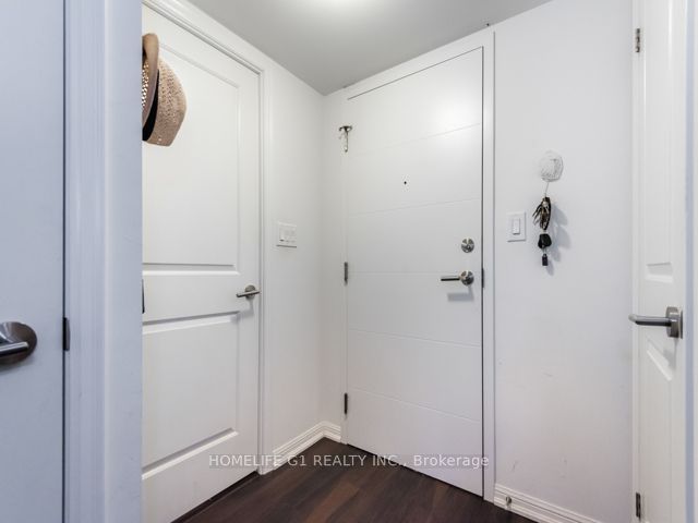 Unit 1101 - 400 Adelaide Street E, Toronto 4
