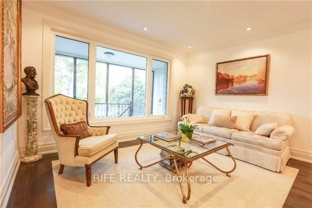 9 Gatehead Road, North York 4