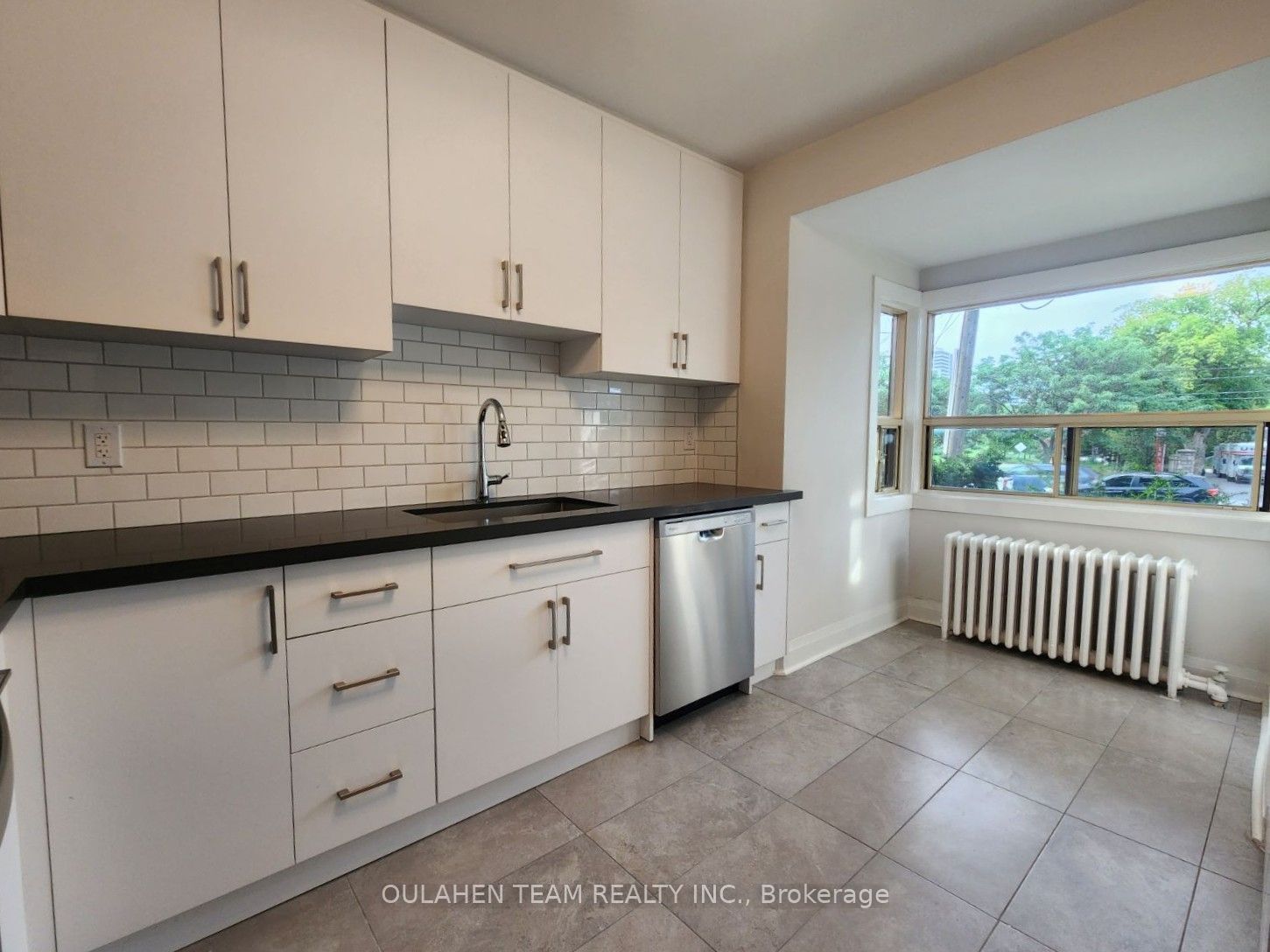 40 Finch Avenue W, North York 5