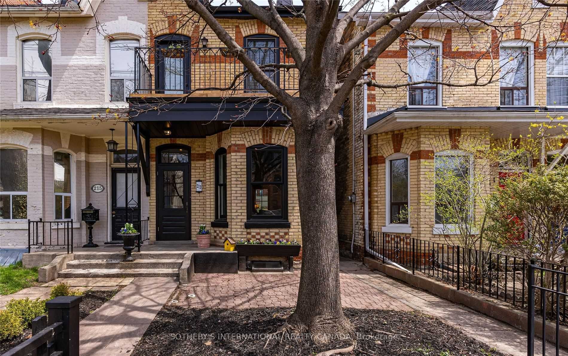 Unit Lower - 213 Shaw Street, Toronto 2