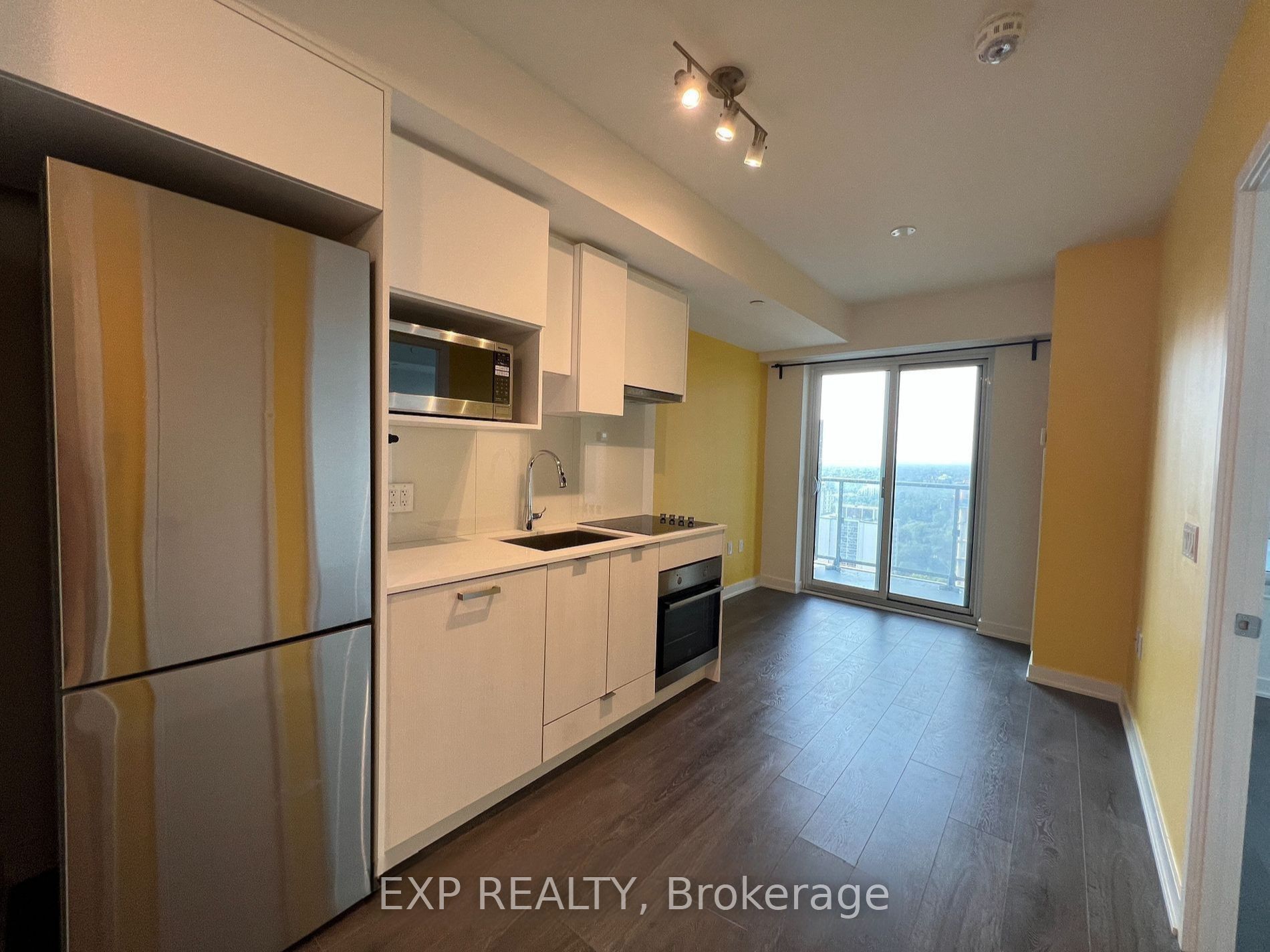 Unit 3213 - 195 Redpath Avenue, Toronto 2