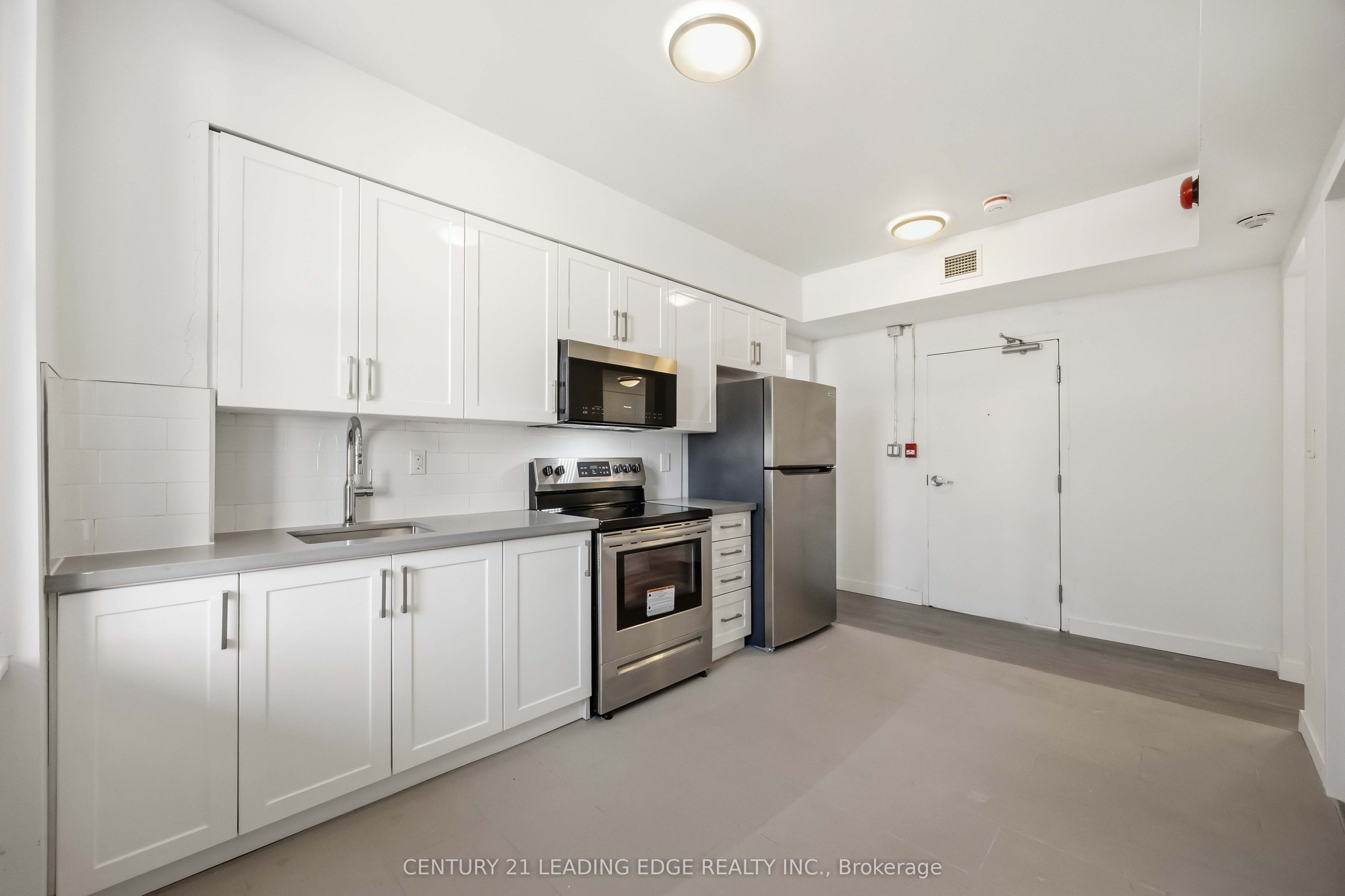 Unit 3 - 1 A Leonard Avenue, Toronto 5