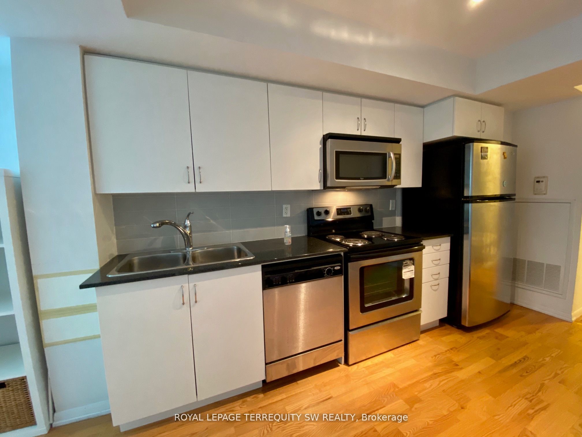 Unit 1458 - 209 Fort York Boulevard, Toronto 3