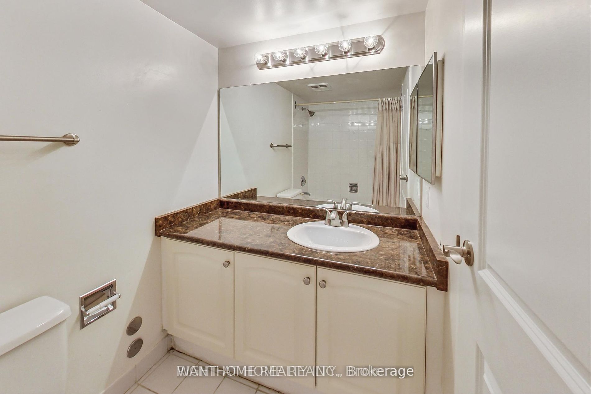 Unit 1709 - 5765 Yonge Street, North York 5