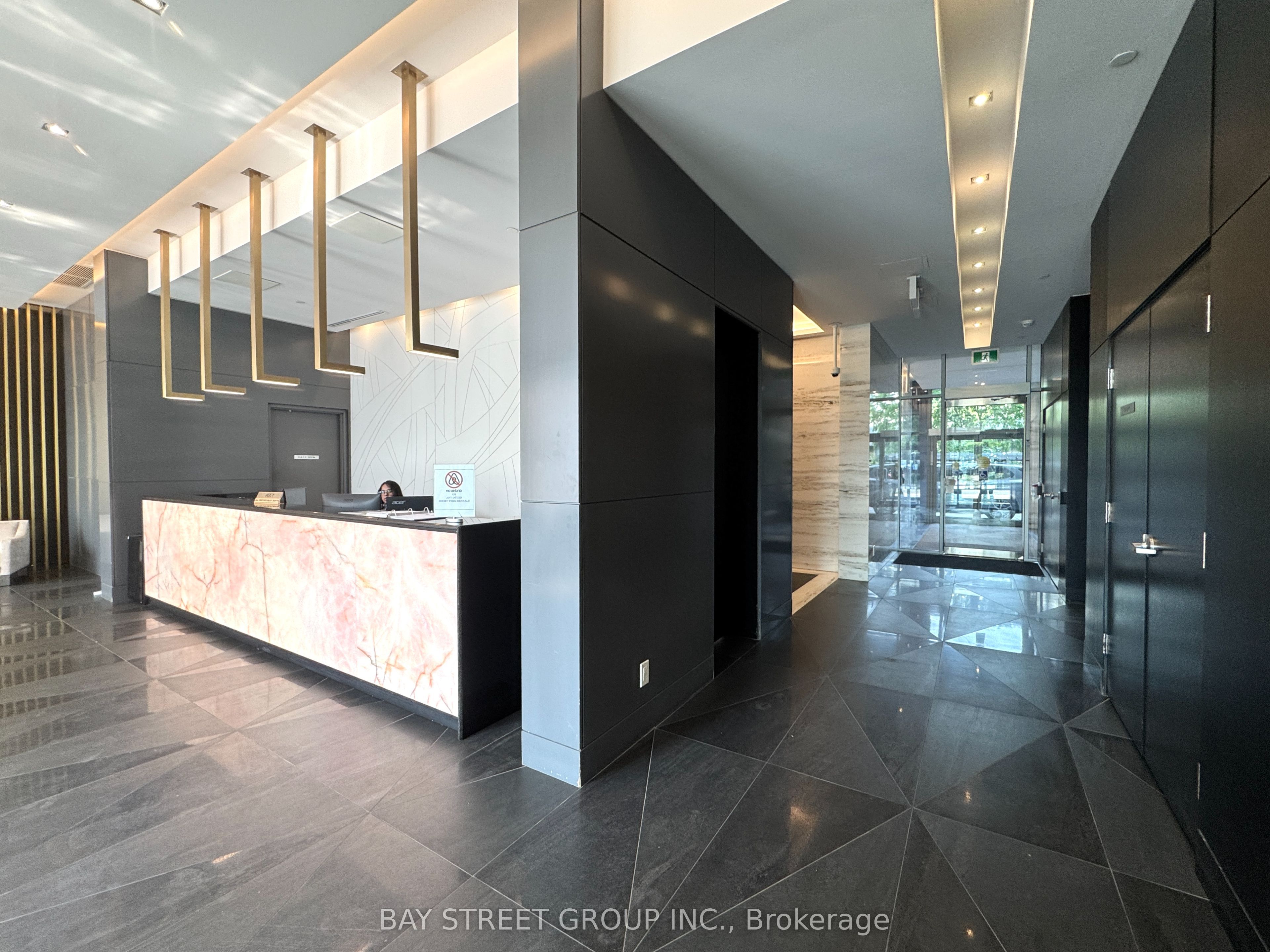 Unit 719 - 7 Kenaston Gardens, North York 5