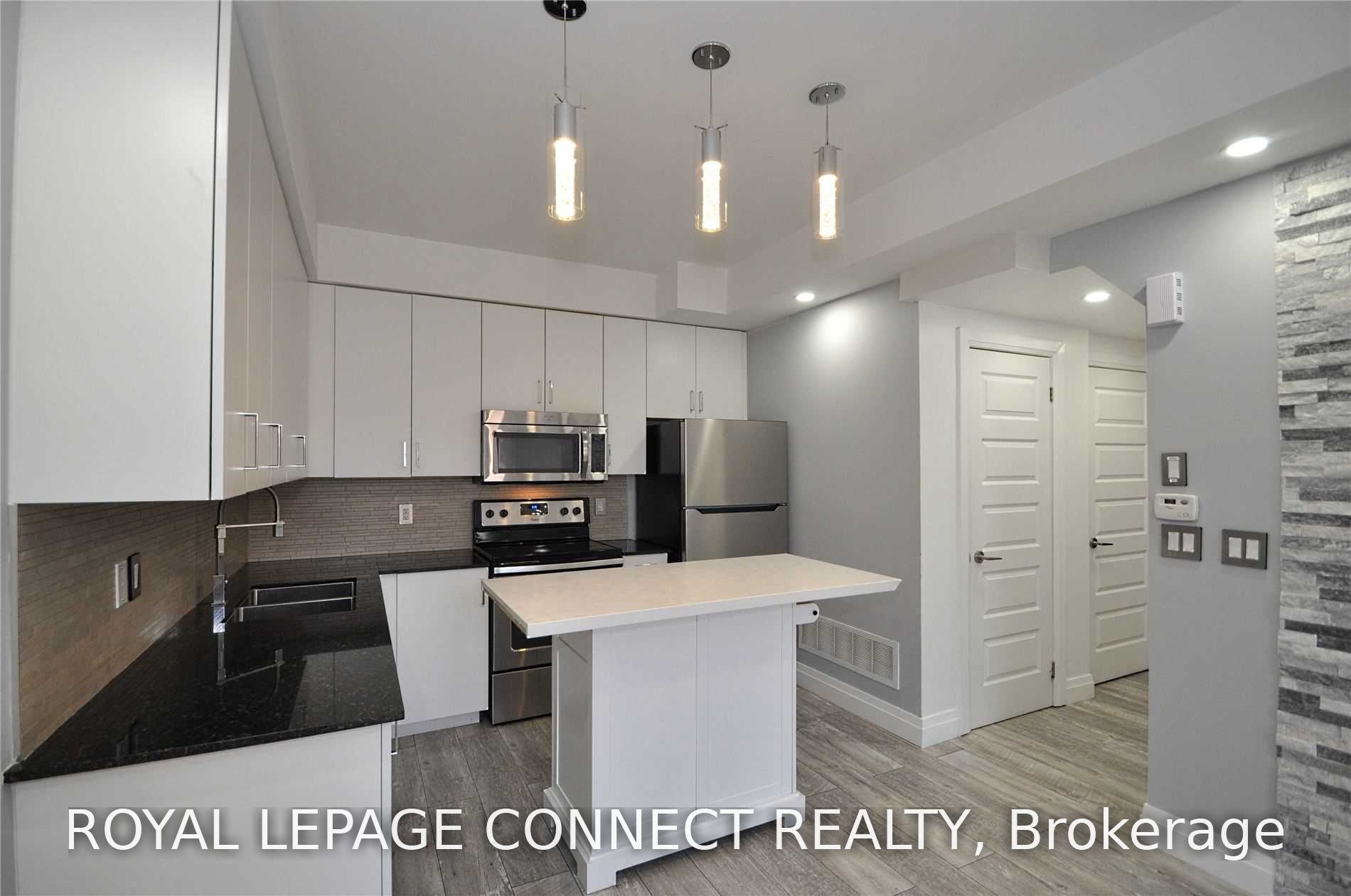 Unit 96 - 23 Eldora Avenue, North York 4