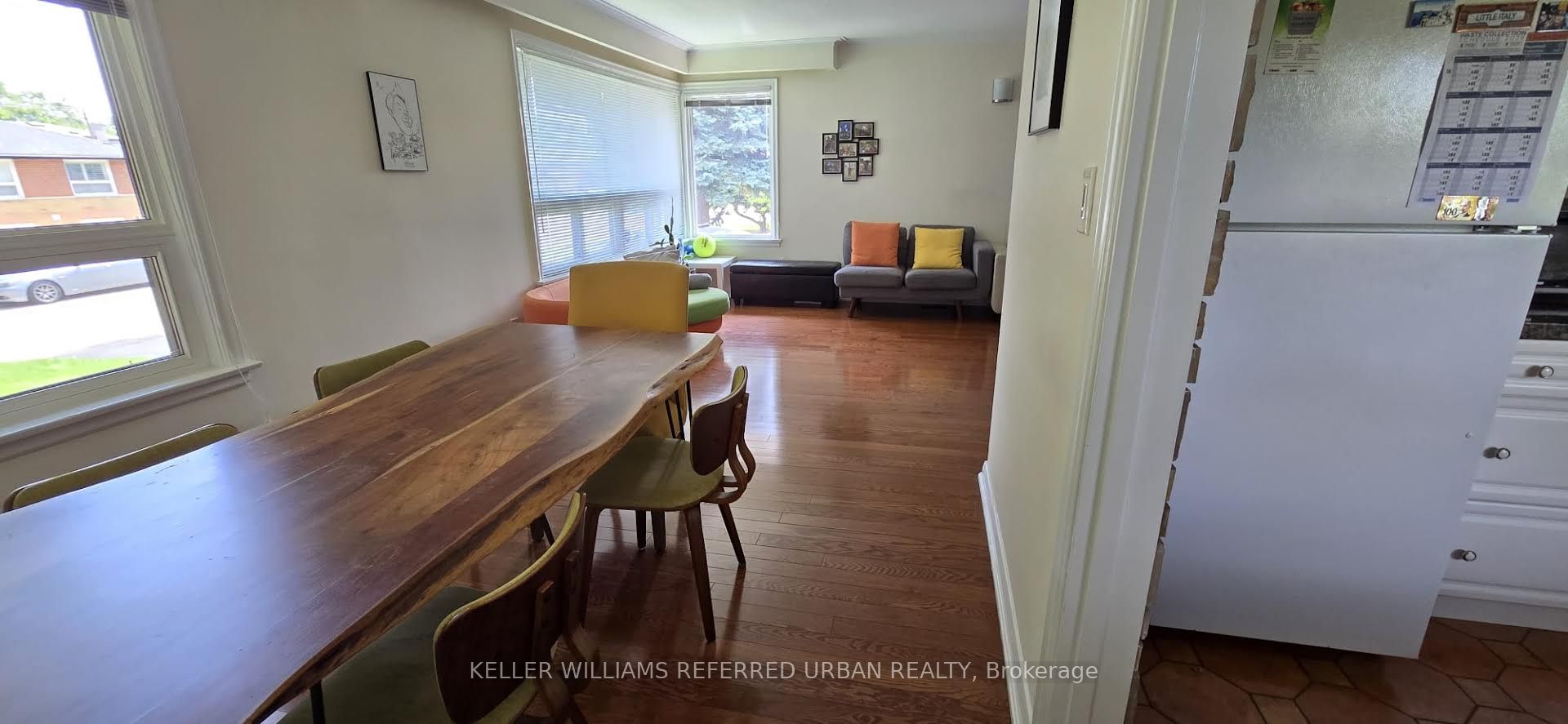 Unit Main - 49 Halkin Crescent, North York 5