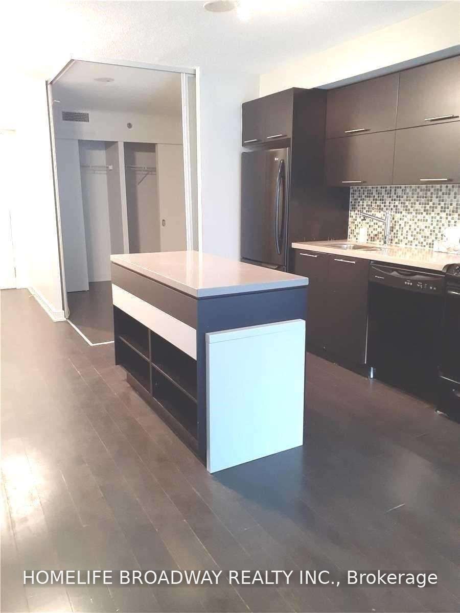 Unit 513 - 21 Nelson Street, Toronto 2