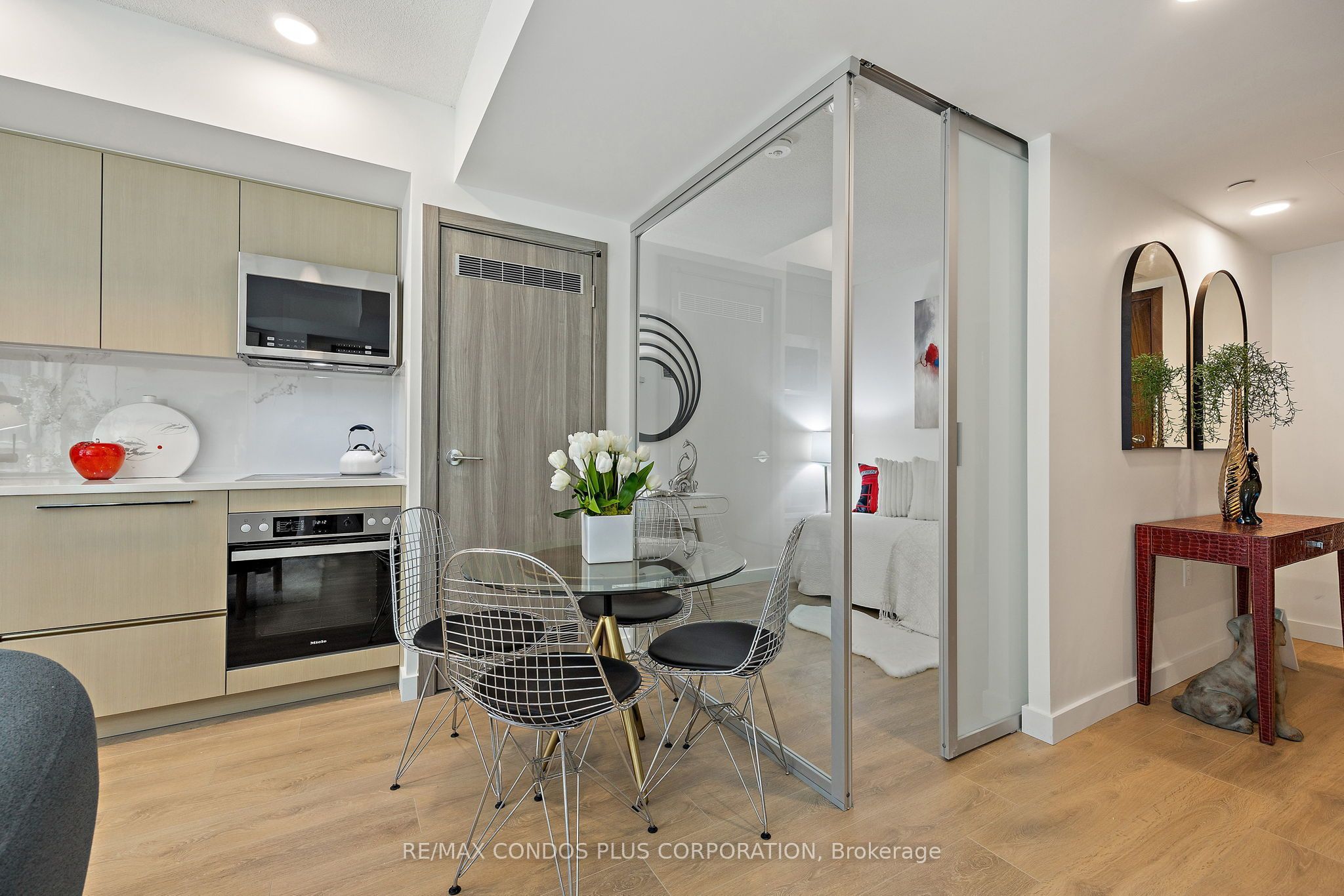 Unit 810 - 38 Widmer Street, Toronto 3