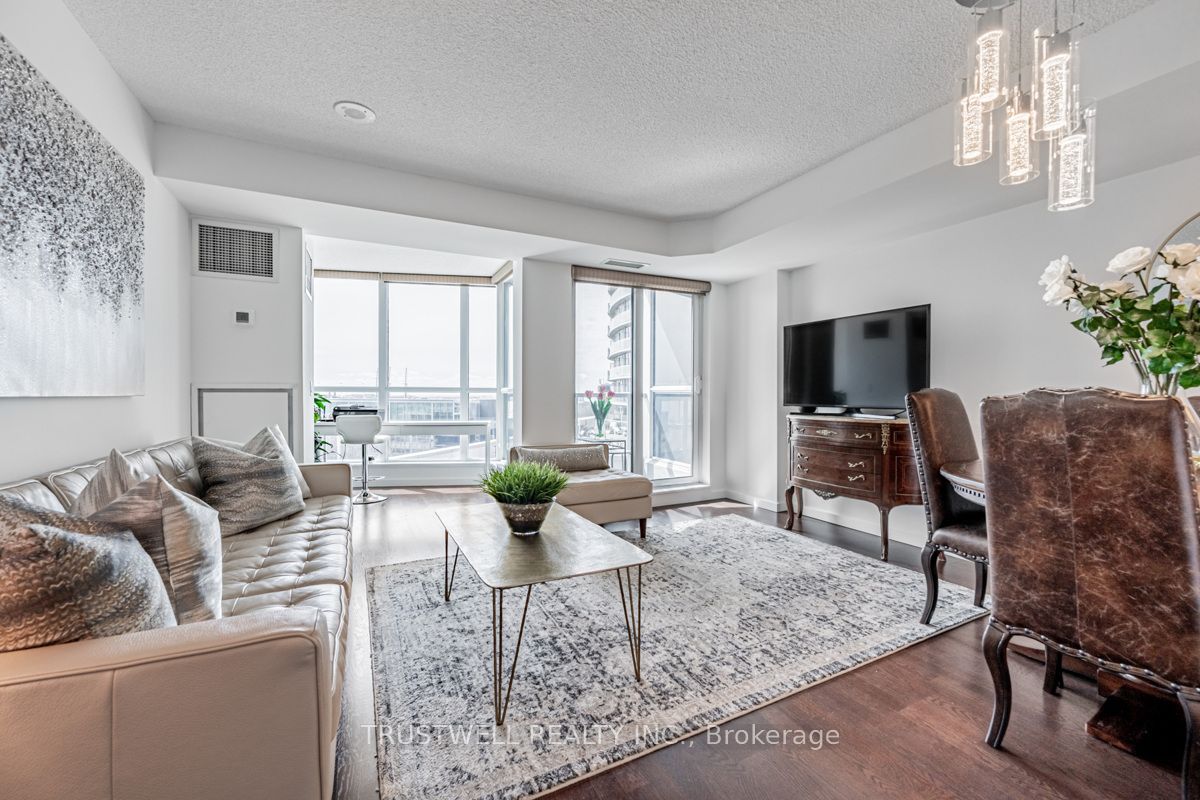 Unit 511 - 208 Queens Quay W, Toronto 5