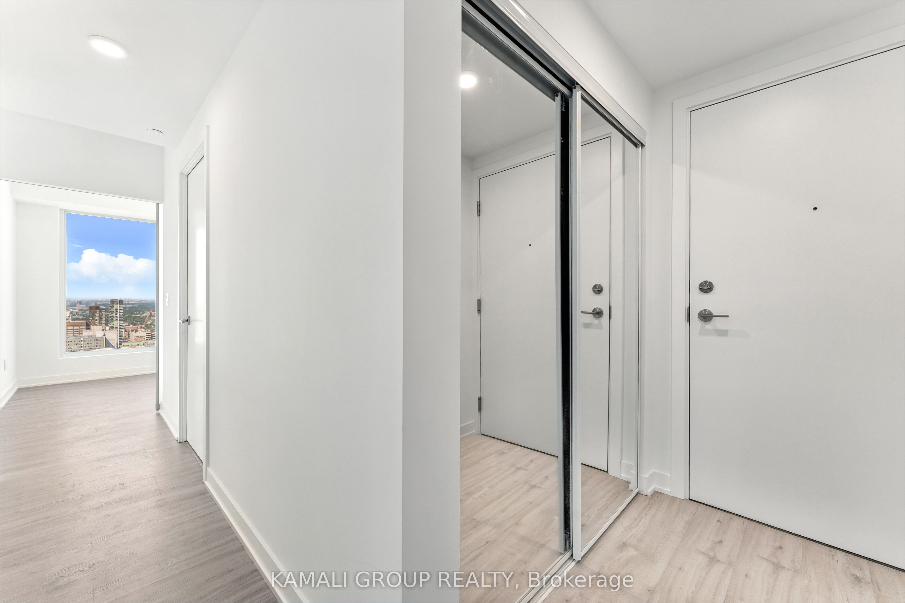 Unit 4115 - 252 Church Street, Toronto 3
