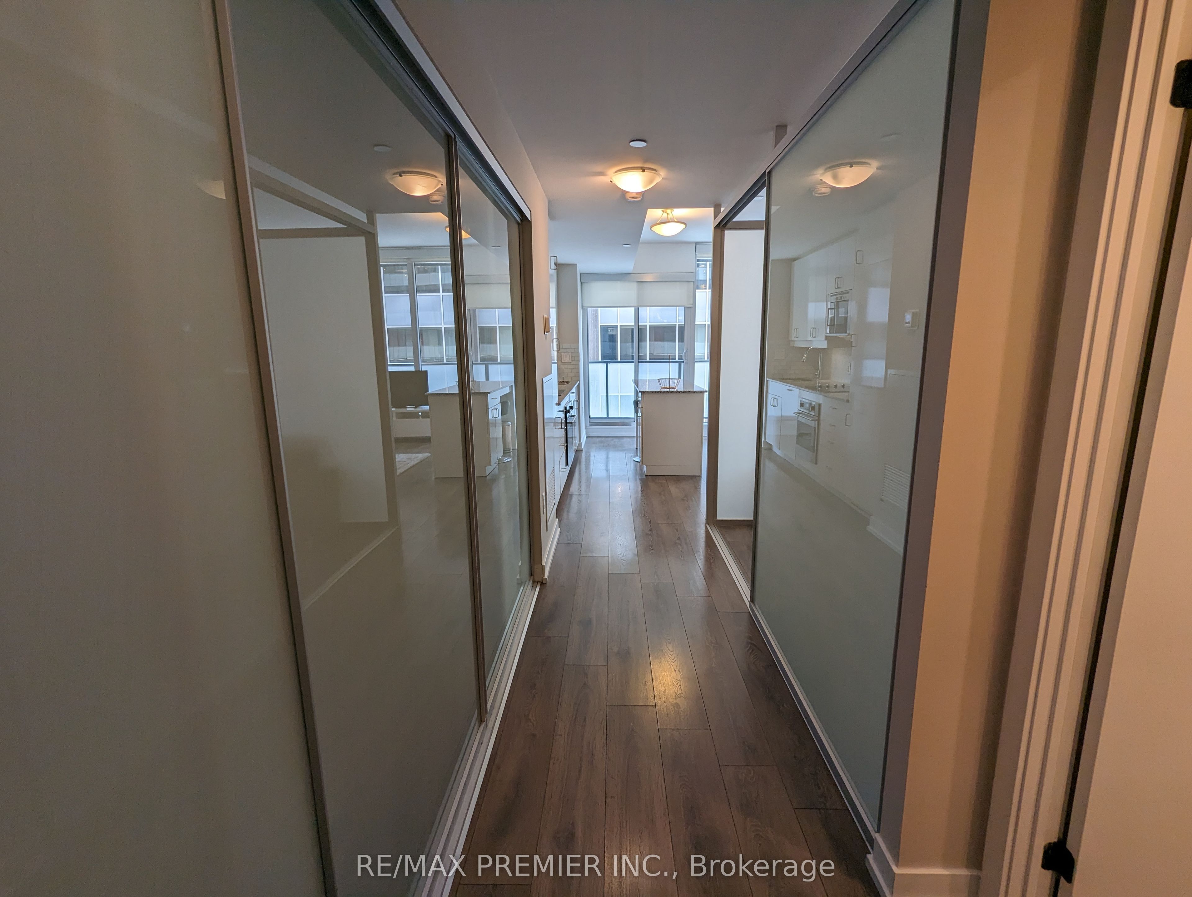 Unit 1907 - 426 University Avenue, Toronto 3