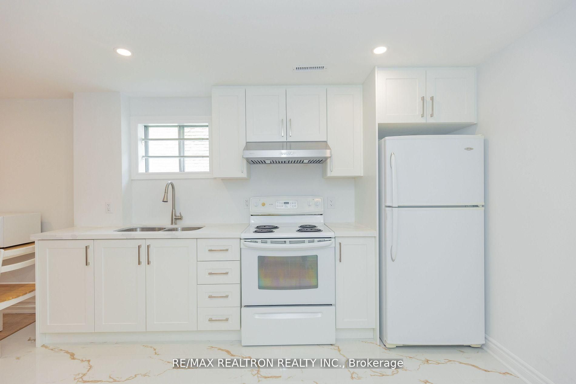Unit Lower - 129 Sexton Crescent, North York 3