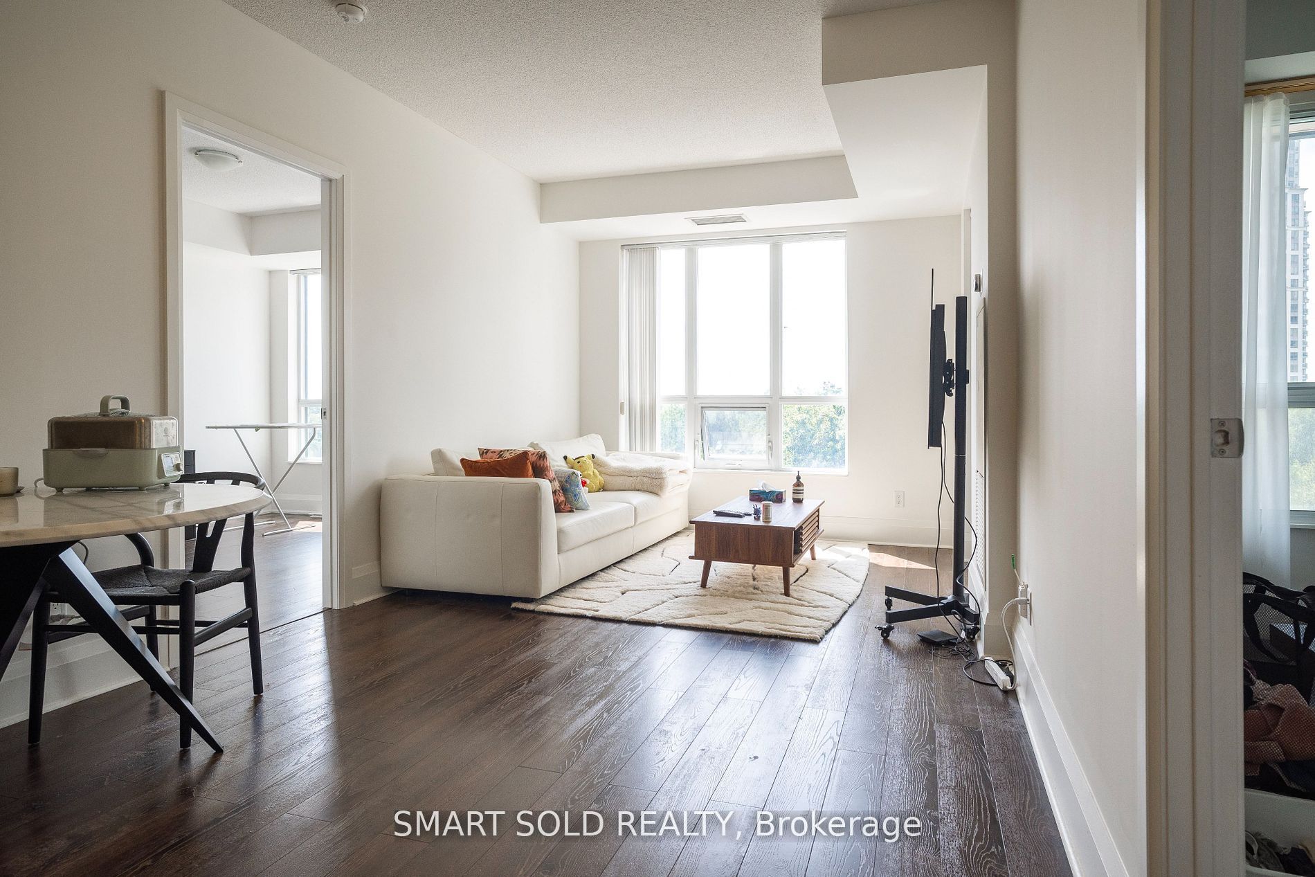 Unit 502 - 100 Harrison Garden Boulevard, North York 3