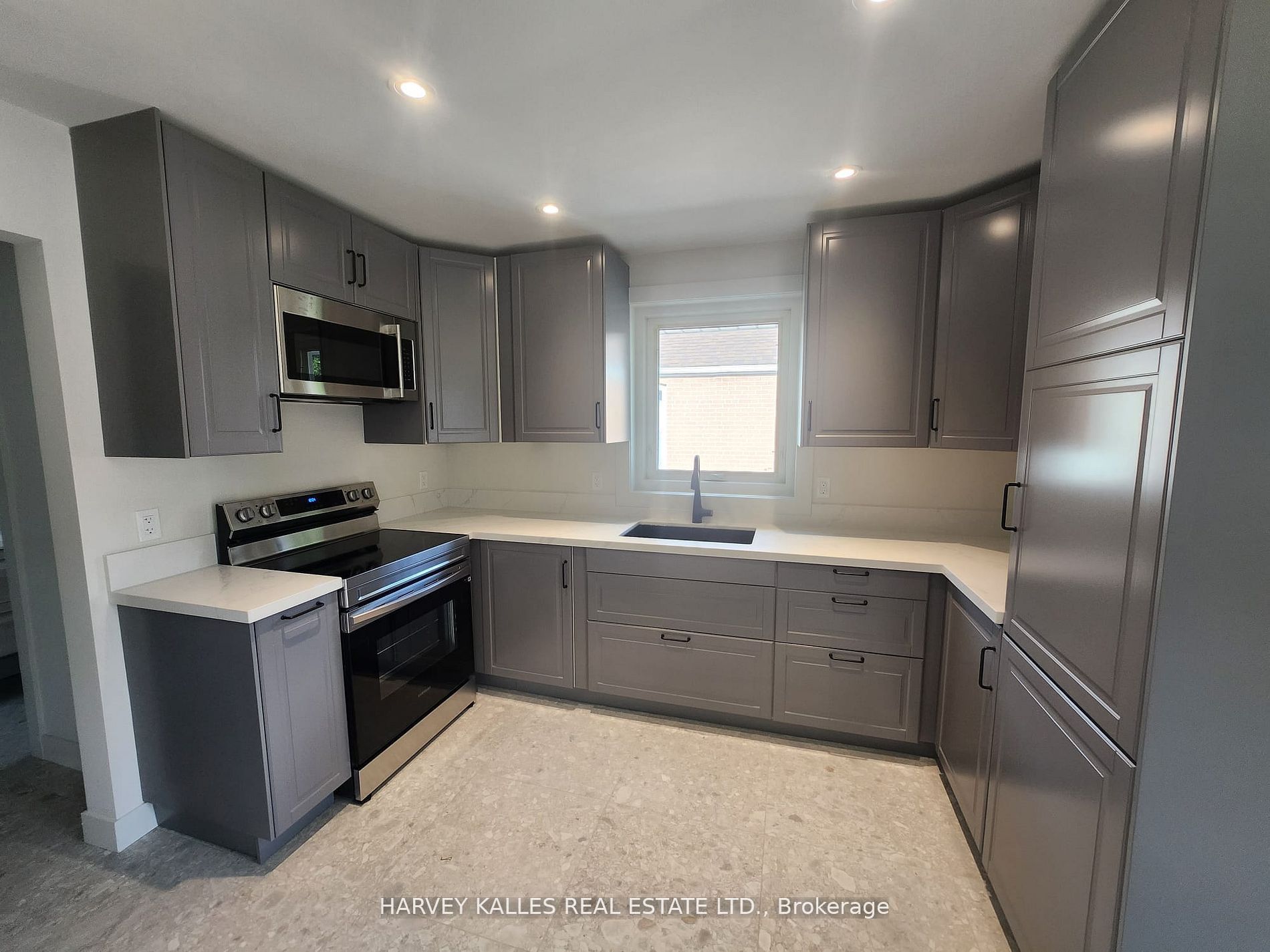 Unit Main - 88 McAllister Road, North York 5